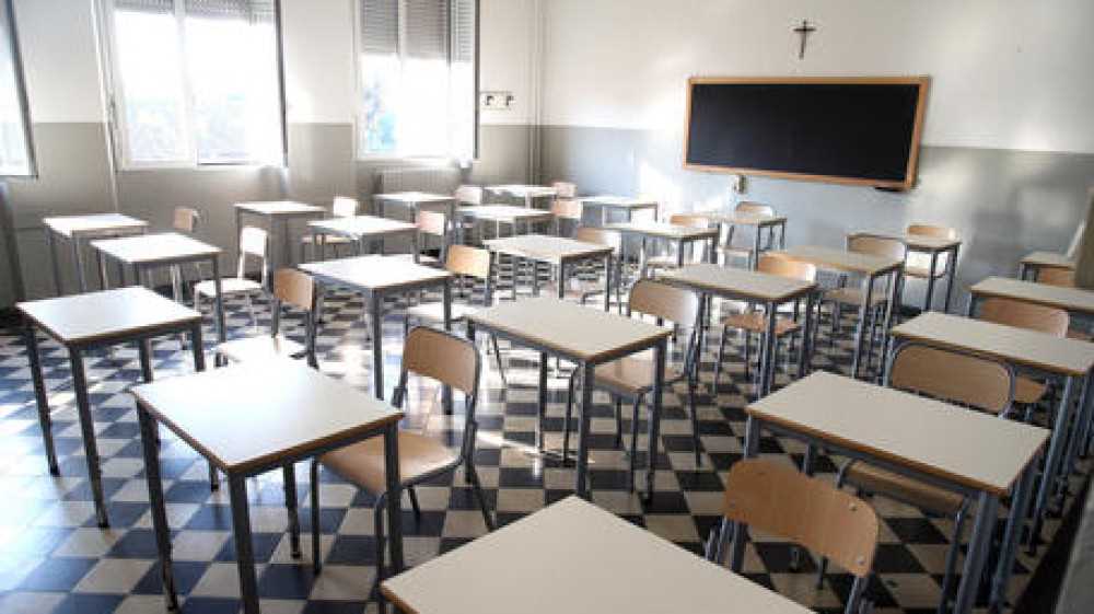 Scuola, fine dell’emergenza, dal 1 aprile tornano le gite scolastiche, Dad solo ai positivi
