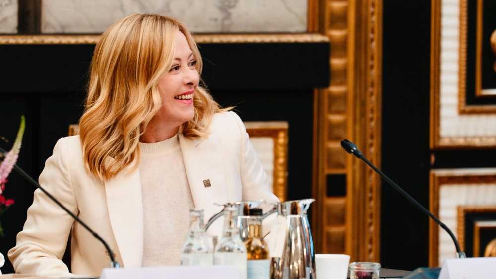 Flotilla, verso il contatto con le navi israeliane. Meloni: "Le sofferenze palestinesi non sono la loro priorità"