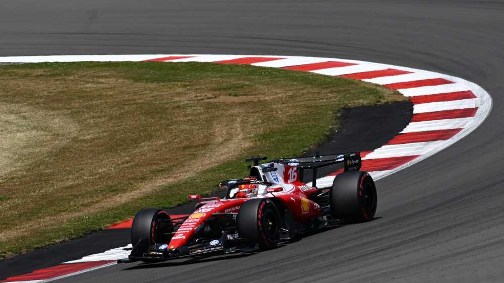 Formula 1, Leclerc trionfa a Silverstone, Ferrari di nuovo sul gradino più alto davanti a Russell e Hamilton