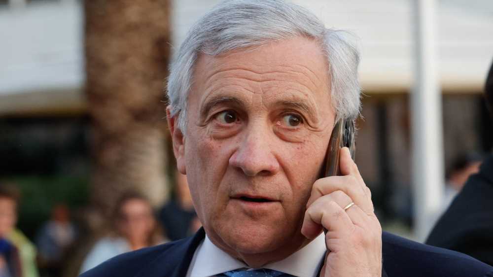 Forza Italia, vertice Tajani-Marina e Pier Silvio Berlusconi. Barelli verso l’uscita da capogruppo alla Camera