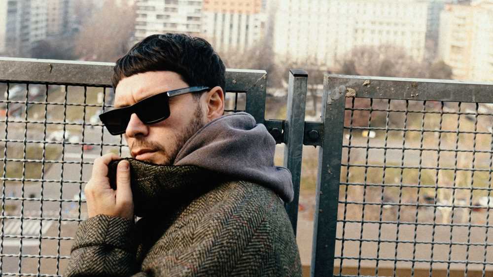 Sanremo 2024, il debutto di Gazzelle: “A Sanremo cerco emozioni forti, ieri sera avevo il cuore a mille”
