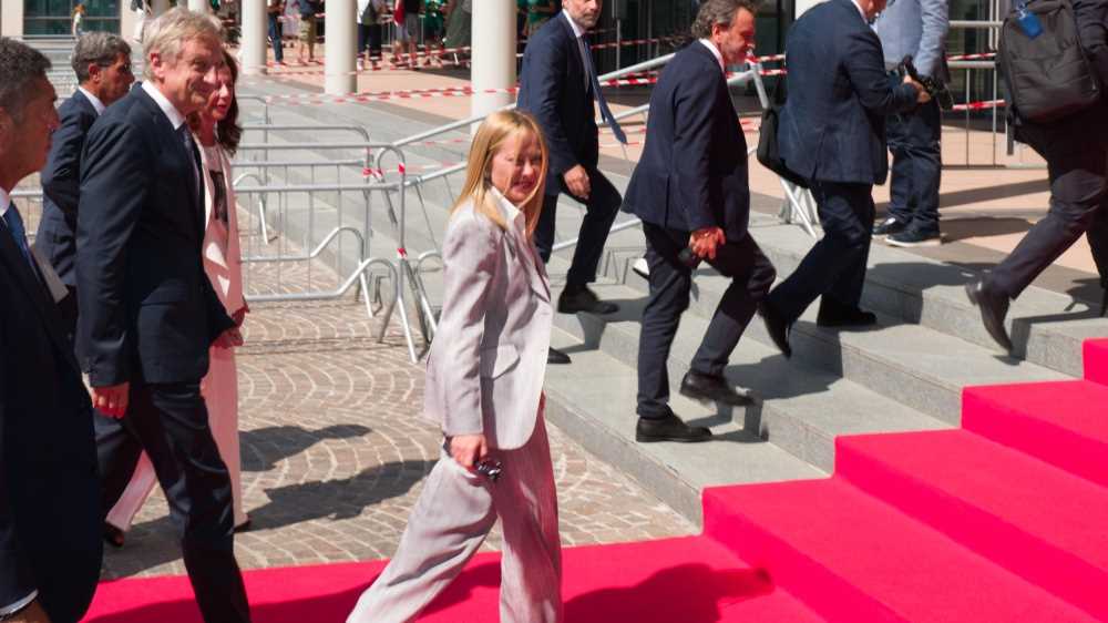 Giorgia Meloni al Meeting di Cl a Rimini, grande accoglienza per la presidente del consiglio