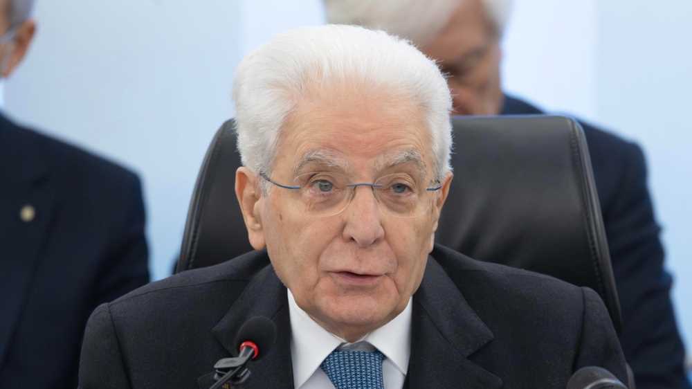 Giustizia, il Capo dello Stato Mattarella presiede a sorpresa il Csm: “Serve rispetto tra le istituzioni”