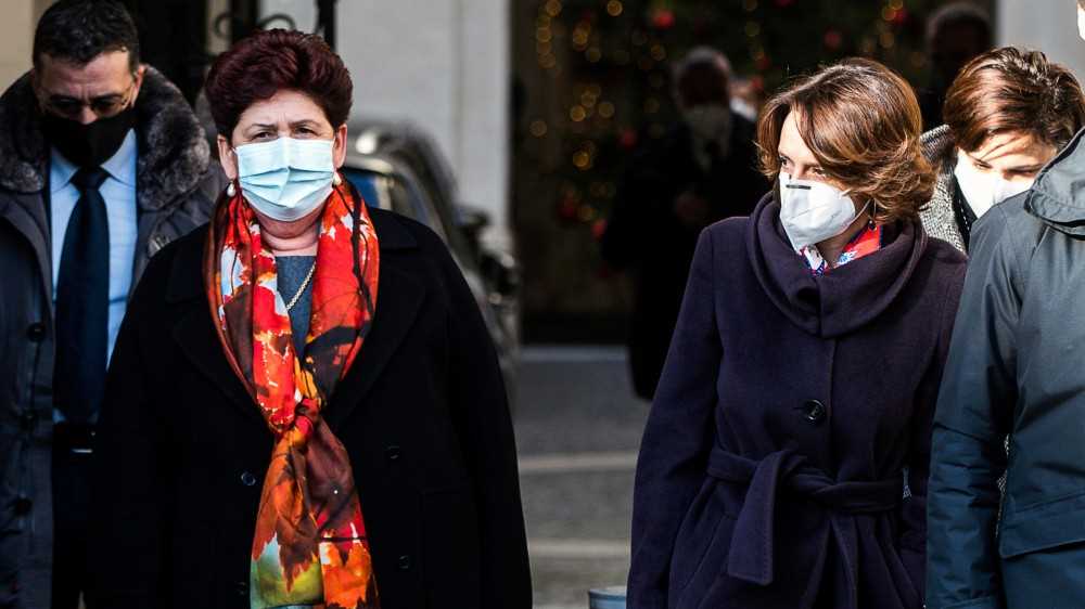 Governo, fra il premier Conte e Renzi sembra tregua, ma a gennaio si giocherà tutta un'altra partita