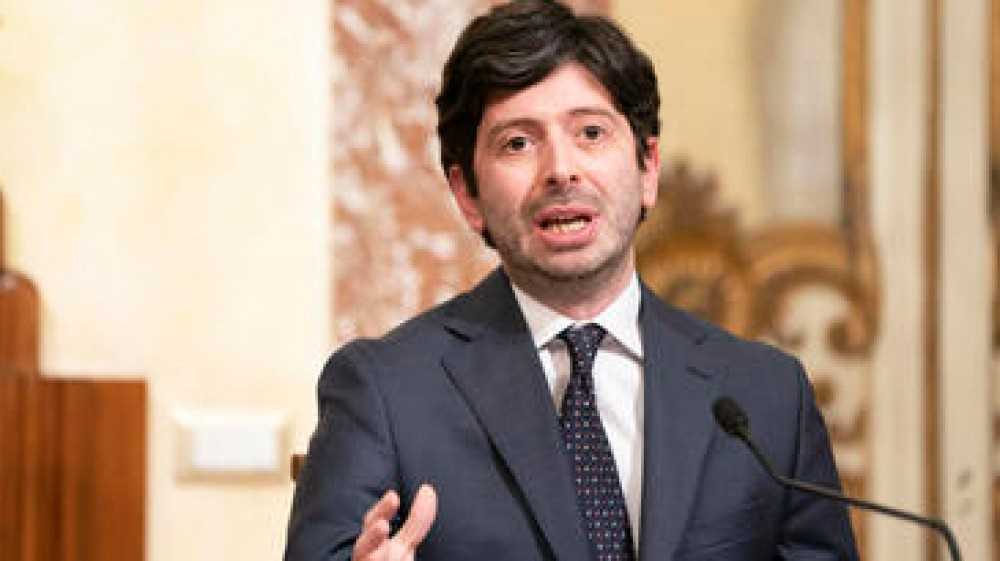 Governo, il ministro della Salute Speranza predica prudenza ma pure fiducia sulla ripartenza del Paese