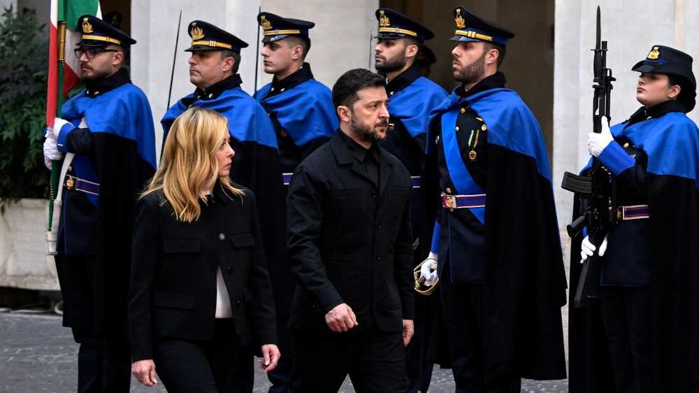 Governo, Meloni vede Zelensky a Palazzo Chigi: “Non si fa a meno degli Usa”. Lui: “Sempre pronto alle elezioni”