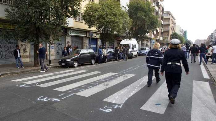 Grave bimbo di due anni investito da auto pirata