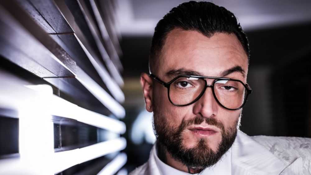 Guè Pequeno a RTL 102.5: "Questa sera la Suite 102.5 Prime Time Live sarà come suonare in un club"