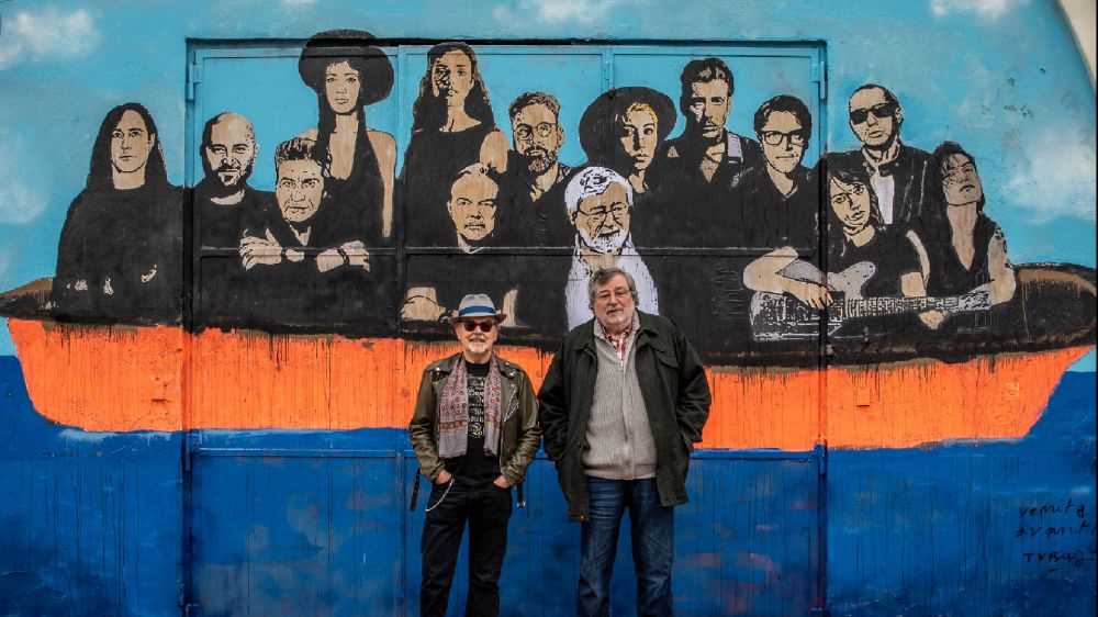 Guccini, ecco la cover del nuovo album, è apparsa su un muro a Bologna