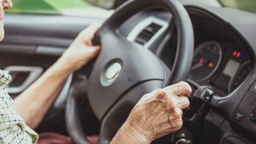 Ha guidato per cinquant'anni senza patente, multata anziana friulana