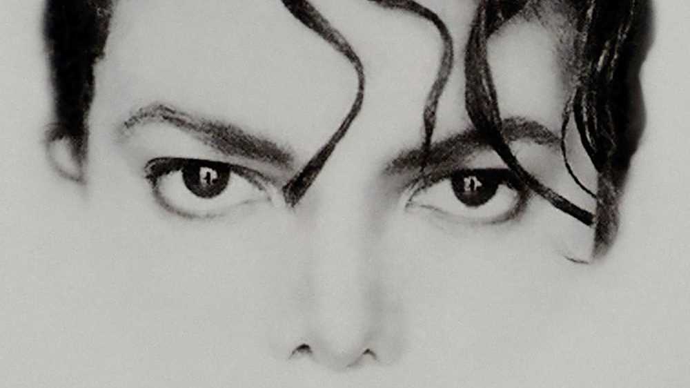 I libri più interessanti della settimana, tra “Come uccidono gli eredi”, “La dittatura dello smartphone”, “Michael Jackson Legend” e “Che succede a Baum?”