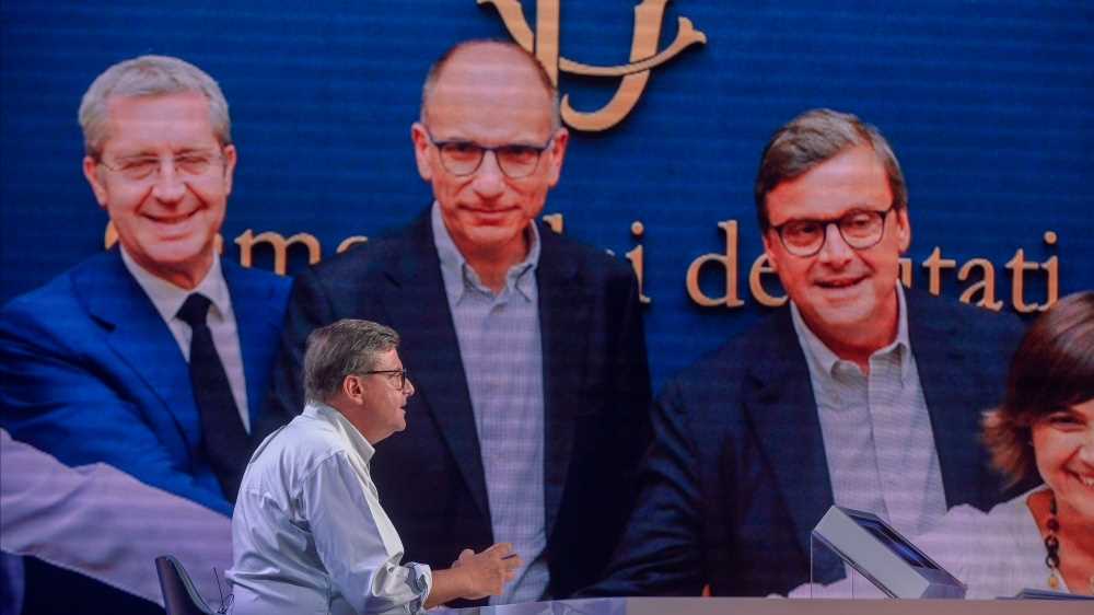 Il centrodestra rilancia sul taglio delle tasse. Scintille tra Calenda e Letta. Nei 5 stelle fuori dalle auto candidature Di Battista e Casalino