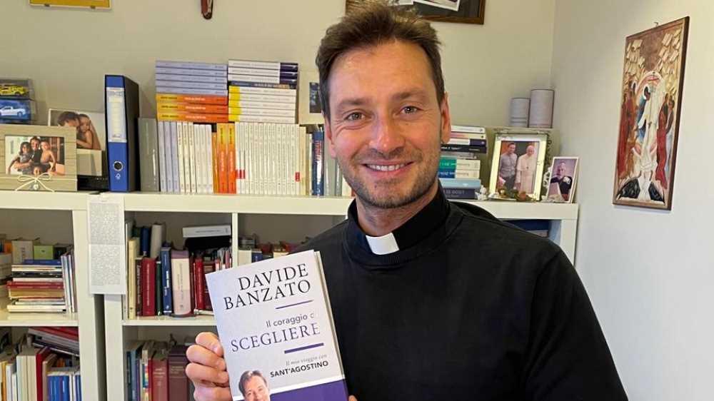 "Il coraggio di scegliere": l'ultimo libro di Don Davide Banzato