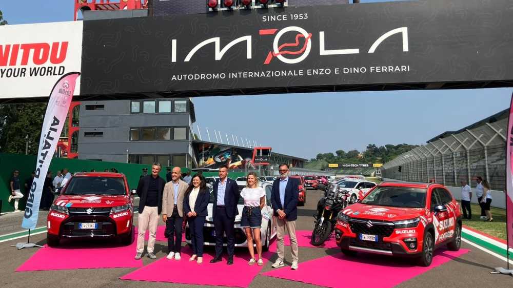 Il grande arrivo del Giro Women sarà all’autodromo di Imola, oggi la presentazione ufficiale