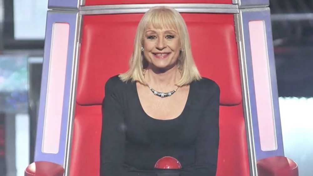 In vendita la casa di Raffaella Carrà: 9 bagni, sauna, grandi spazi. Ma quanto costa?