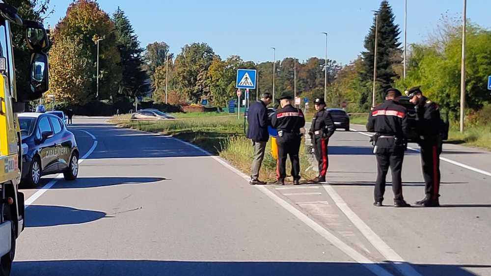 Incidente in provincia  di Como, muore anziano in carrozzina elettrica, alla guida dell'auto il secondo portiere dell'Inter