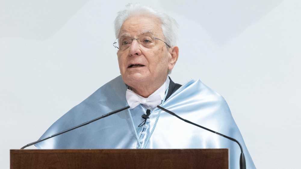 Iran, scende in campo il Capo dello Stato Mattarella:  “L’Unione Europea dica no all’allargamento del conflitto”