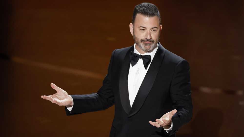 Jimmy Kimmel torna in onda dopo la sospensione tra polemiche FCC, Trump e la Disney