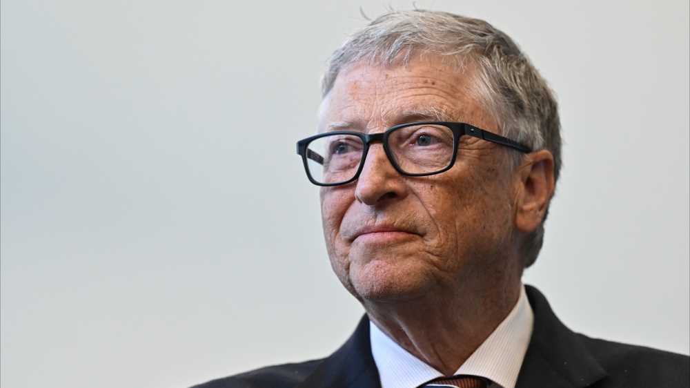La profezia di Gates, l’intelligenza artificiale stravolgerà Google e Amazon