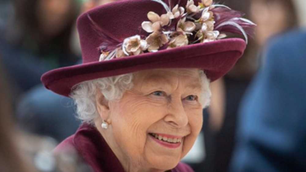 La regina Elisabetta compie 95 anni, il primo compleanno senza il principe Filippo