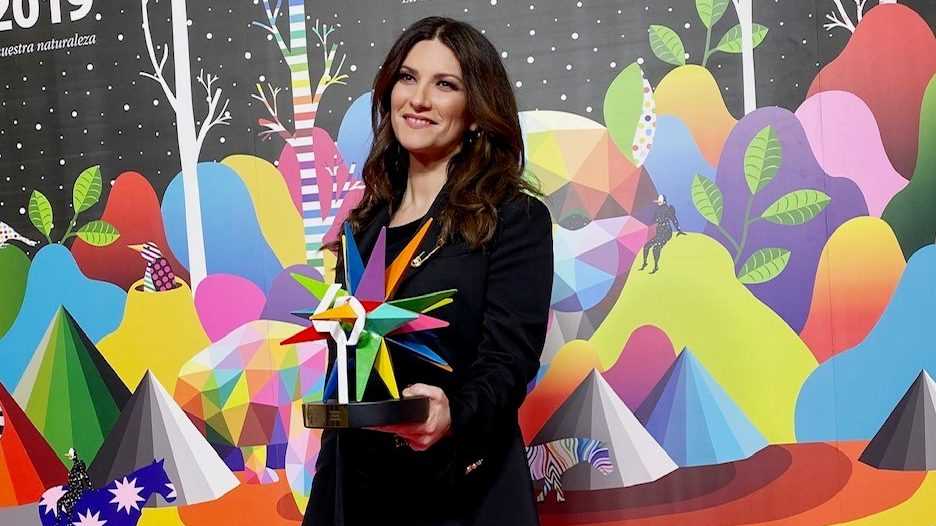 Laura Pausini premiata in Spagna con il Los40 Music Award alla carriera