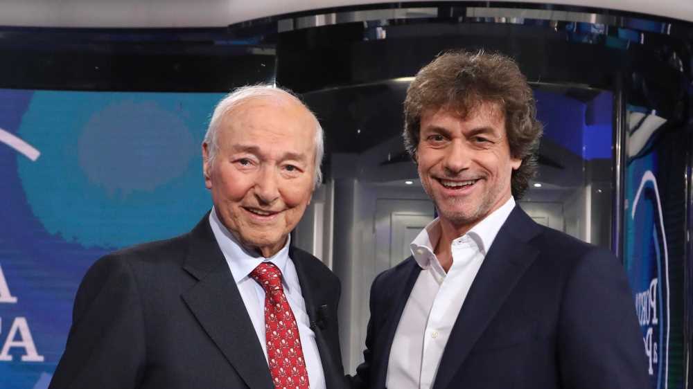 Lutto nel mondo della cultura, dopo una lunga malattia è morto Piero Angela, aveva 93 anni