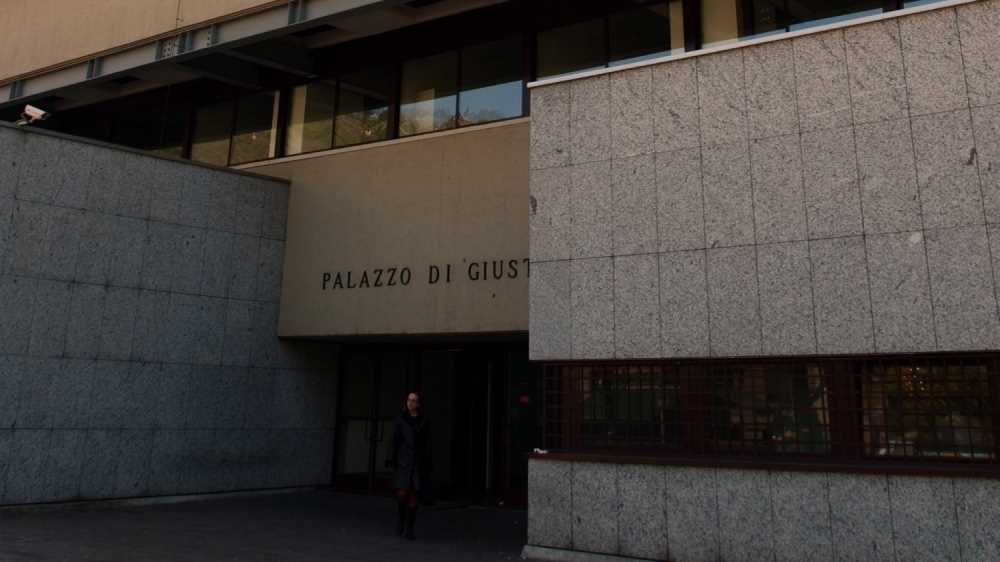 Mamma condannata a un anno e quattro mesi perchè costrinse la figlia a una dieta ferrea