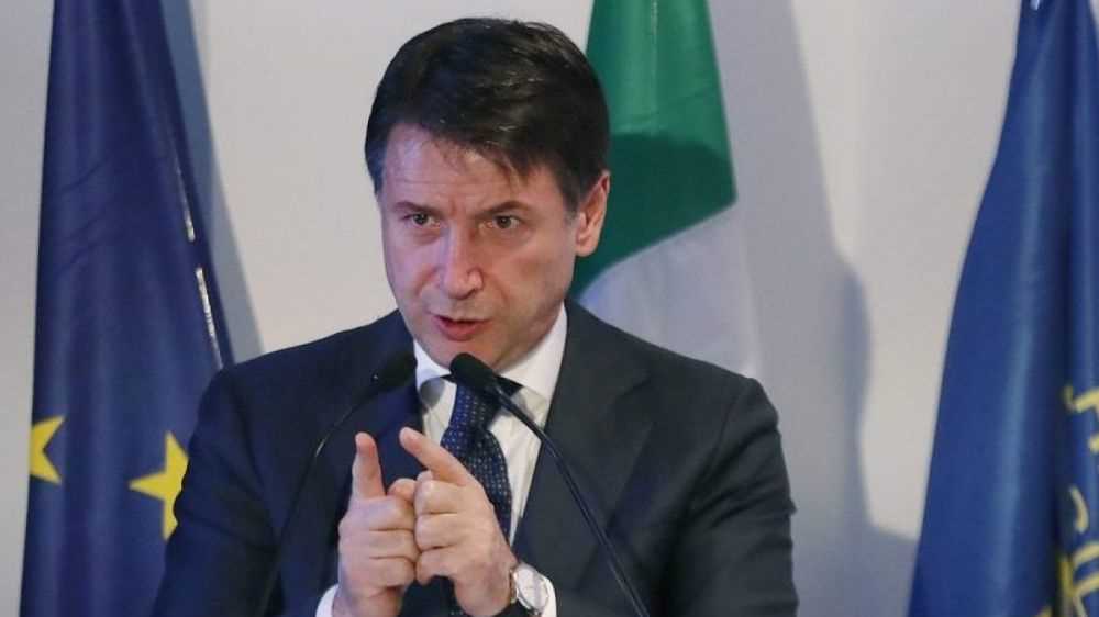 Manovra, cambiano la tassa sulle auto e quella sulla plastica