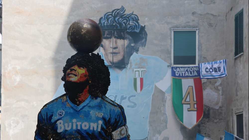 Maradona, la leggenda del calcio mondiale: ecco nel giorno del suo compleanno come lo ricorda Napoli