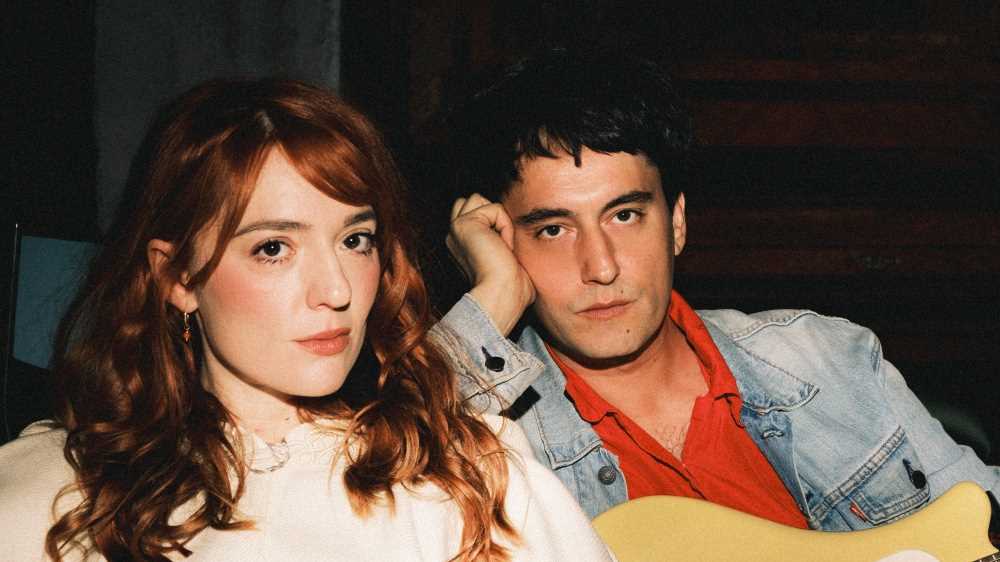 Maria Antonietta & Colombre debuttano a Sanremo con “La felicità e basta”: il testo e il significato del brano in gara a Festival