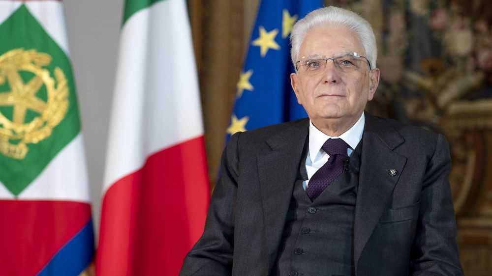 Mattarella, l'Ue solidarizzi e non ostacoli l'Italia
