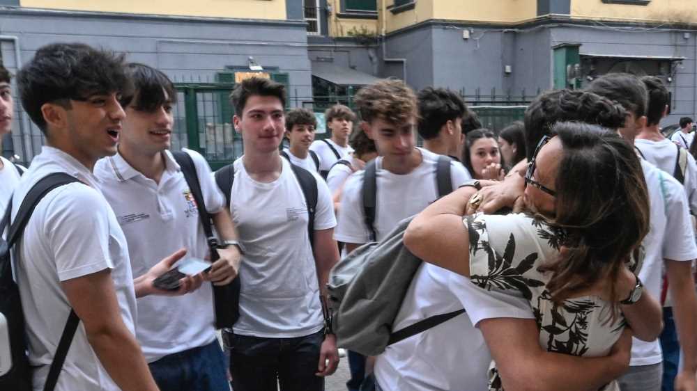 Maturità, si comincia: da oggi gli esami scritti con il tema d'italiano