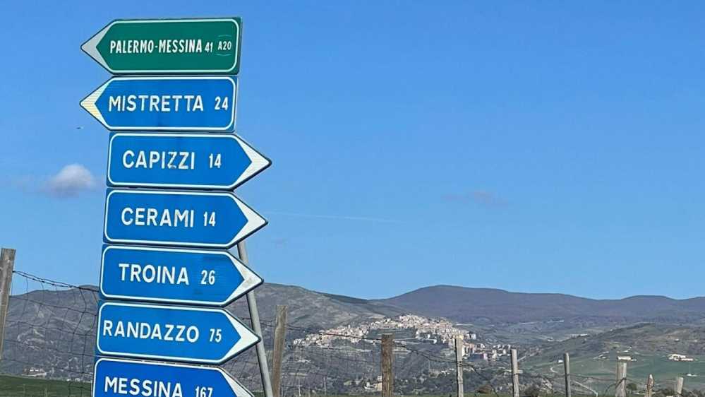 Messina, sedicenne ucciso a colpi di pistola. Fermate tre persone