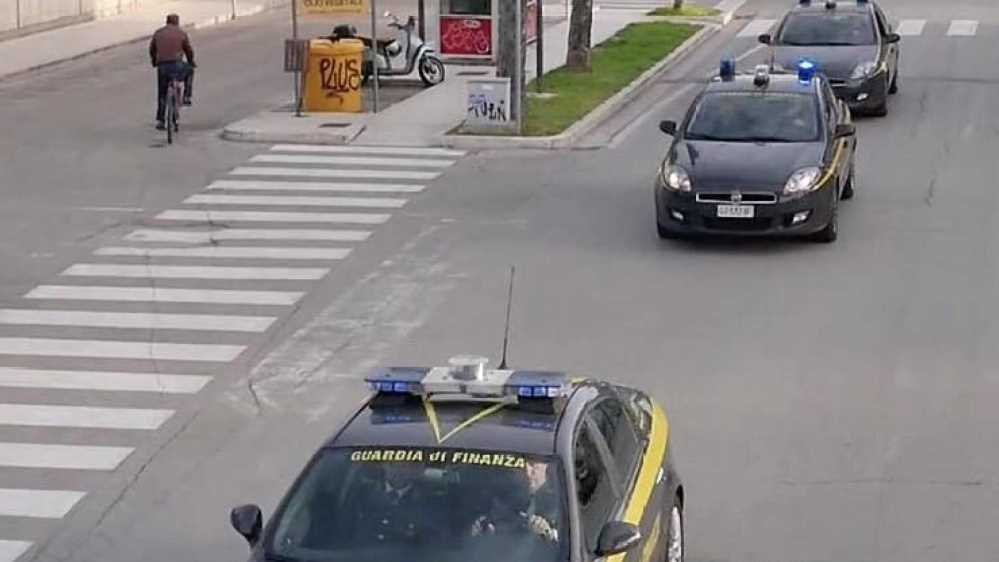 Milano: scoperta una organizzazione che gestiva un giro di escort per clienti facoltosi, ci sono molti calciatori