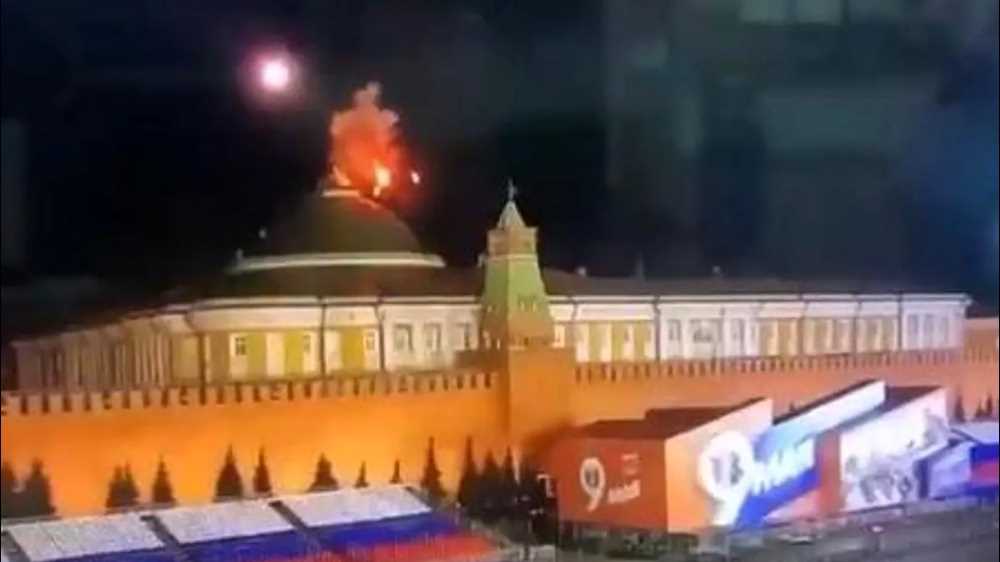 Mosca: sventato un attacco con droni contro il Cremlino, la Russia minaccia ritorsioni