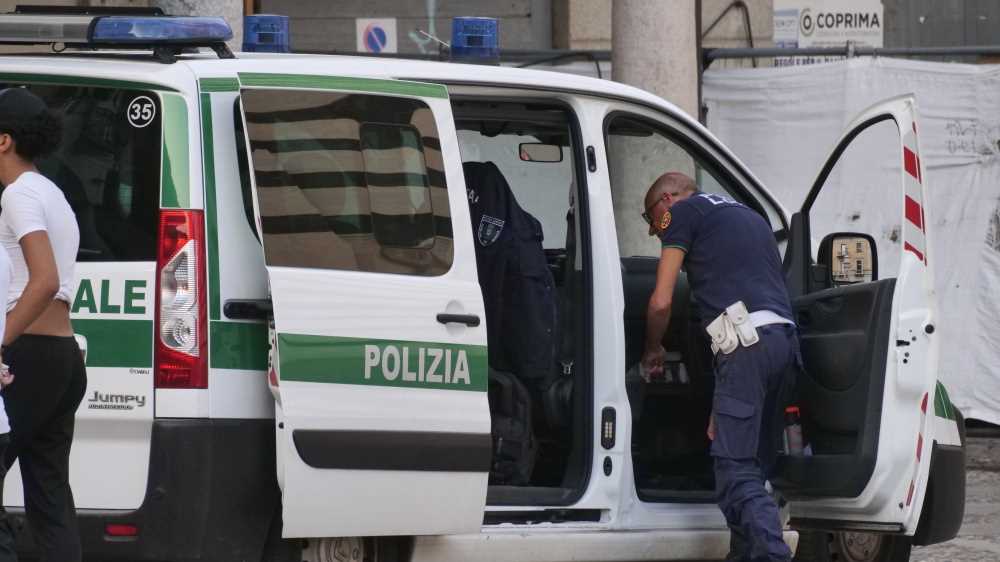 Napoli, spara in galleria Umberto I per festeggiare i suoi 14 anni. Il minore è stato fermato dalla polizia