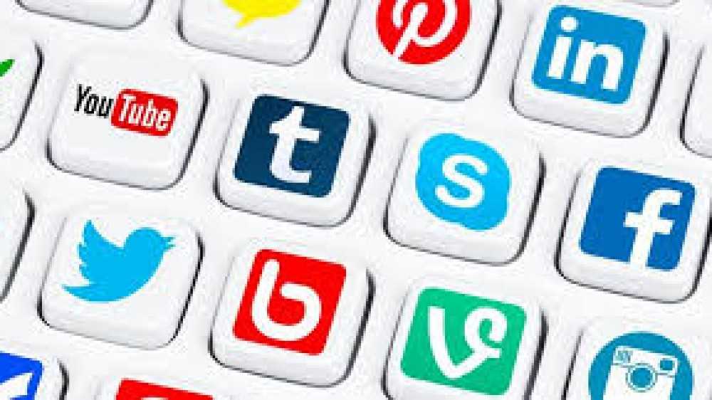 Novità e sicurezza per chi usa i social media, dalle storie verticali al frequente aggiornamento delle nostre password