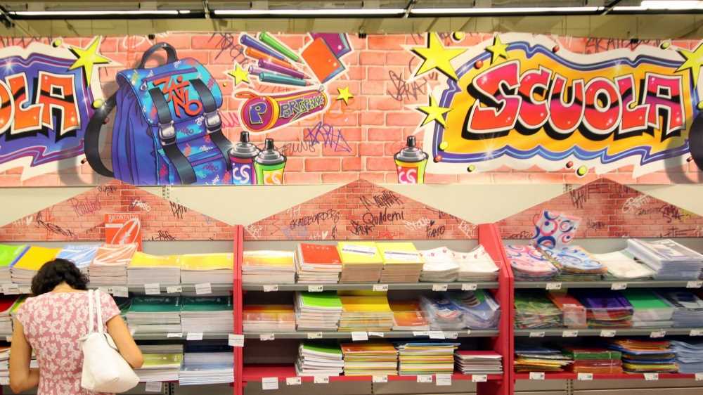 Ogni famiglia spenderà fino a seicento euro per il corredo scolastico del proprio figlio