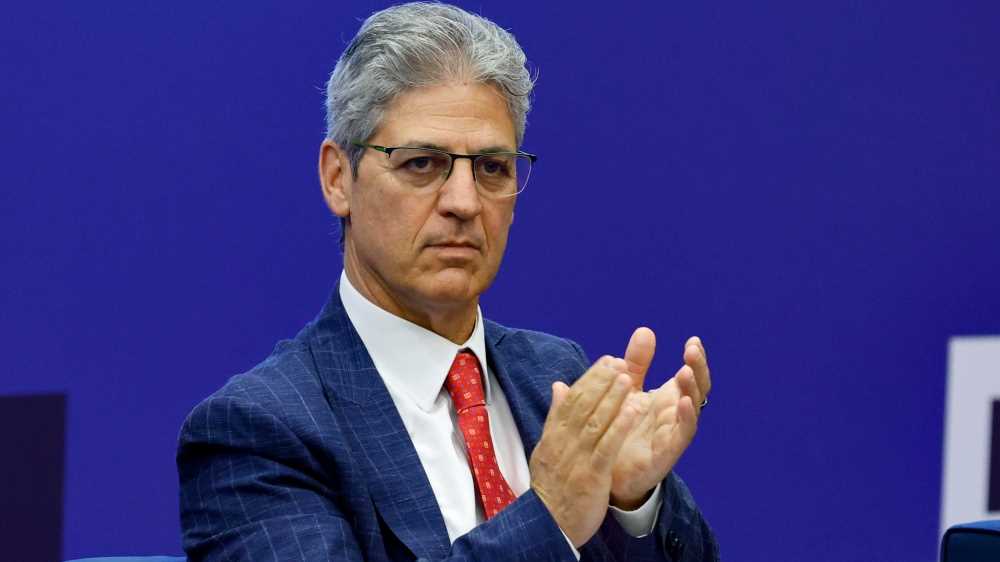 Paolo Petrecca rimette il mandato,