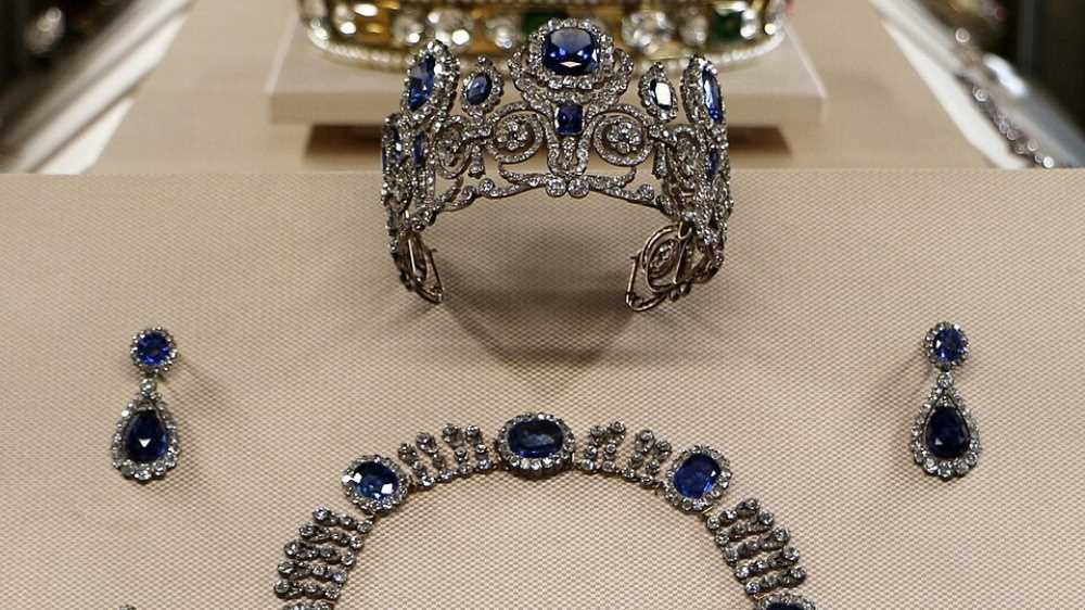 Parigi, fermate due persone sospettate di far parte della banda del Louvre