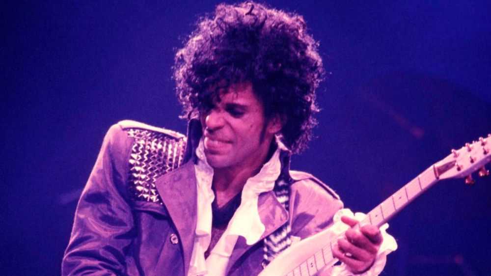 Prince, il concerto tributo dei Grammy, nel cast anche Chris Martin e Alicia Keys