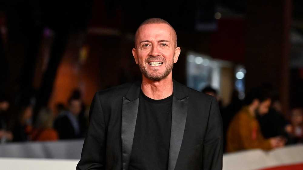 Raf a Sanremo 2026: testo e significato del brano in gara “Ora e per sempre”