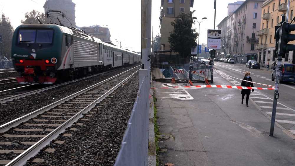 Ragazzi travolti dal treno. Procura di Sondrio, nessun elemento che dietro ci sia l’ombra di un gioco assurdo tra amici