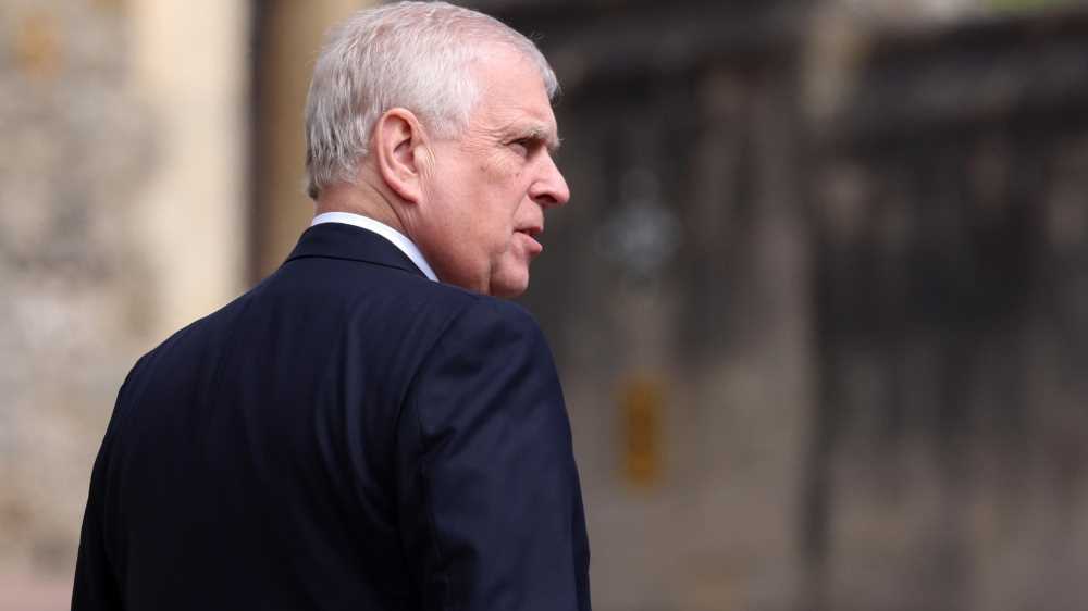 Re Carlo III potrebbe far trasferire, in pianta stabile, Andrew l'ex "Altezza Reale", duca di York, in esilio dorato in Bahrein