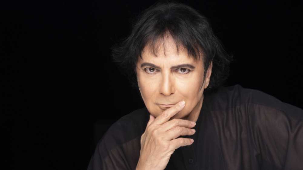 Renato Zero a RTL 102.5, esce oggi "Volume uno", terzo e ultimo capitolo della trilogia “Zerosettanta"