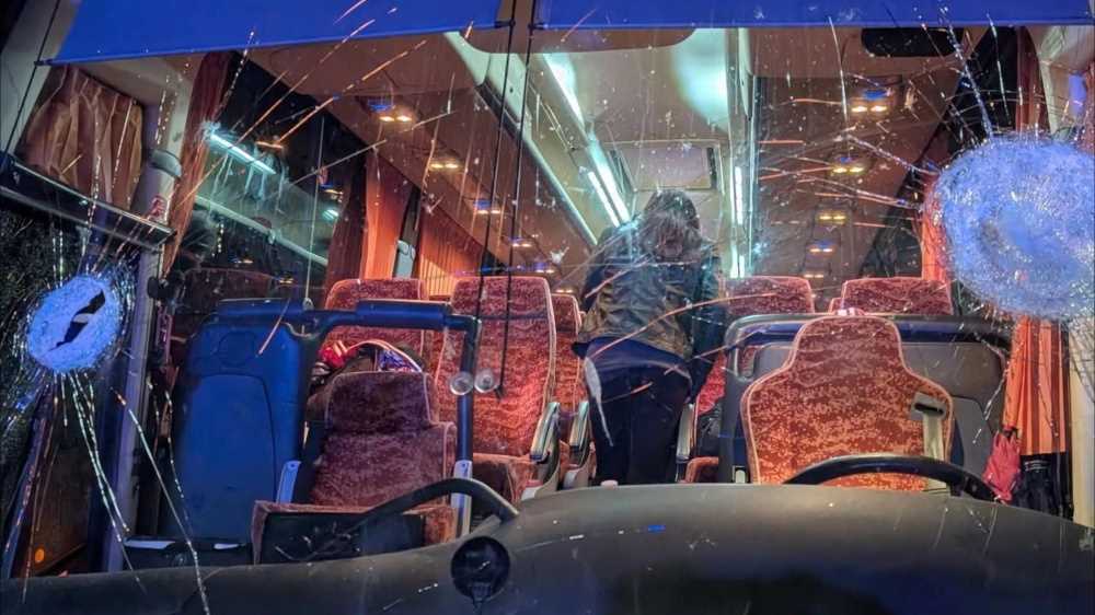 Rieti, l'assalto al pullman dei tifosi. Si indaga per omicidio volontario