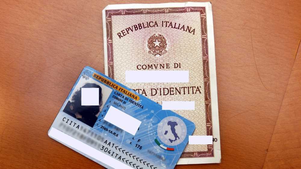 Rinnovare i documenti, l’Italia è la più cara in Europa, è quanto emerge da un’indagine di Assoutenti