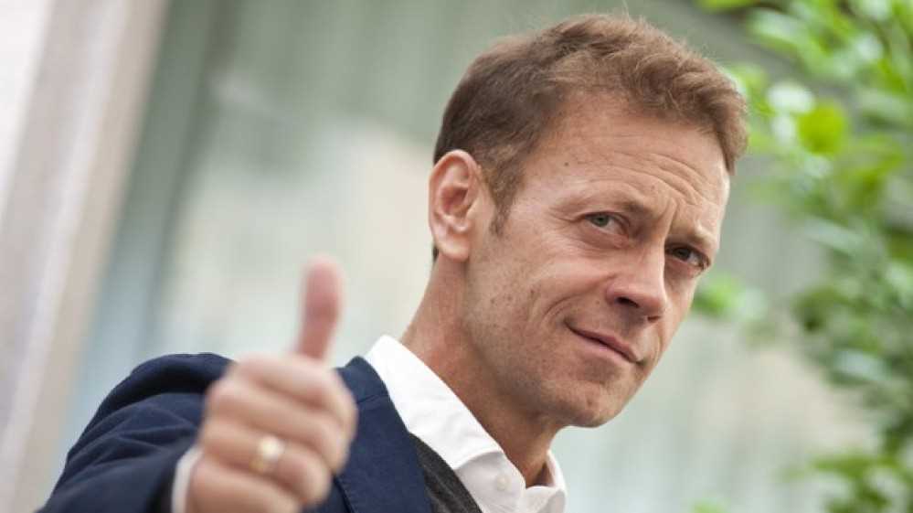 Rocco Siffredi in diretta questa mattina a Giletti 102.5: “Ai ragazzi di oggi manca un’educazione sessuale che dovrebbe partire dai genitori”