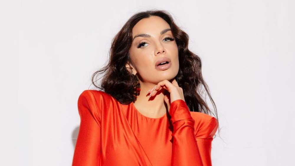 Sanremo 2026: Elettra Lamborghini, in gara con il brano “Voilà”, racconta a RTL 102.5 la prima serata del Festival