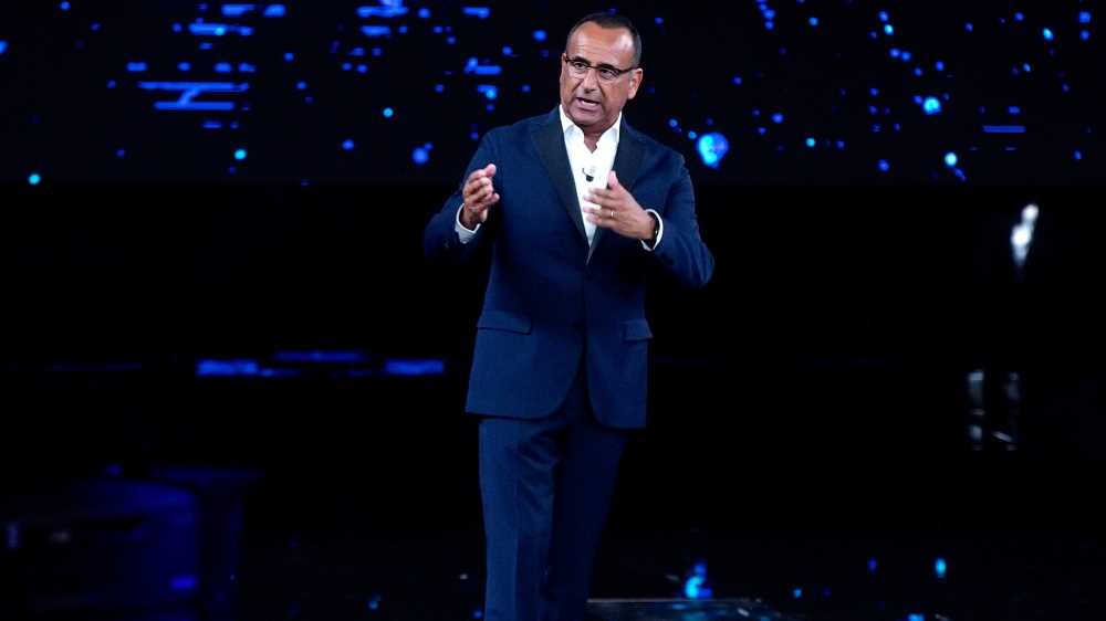 Sanremo 2026: il regolamento ufficiale, 26 i Big in gara (salvo deroghe dell'ultimo momento). Carlo Conti stasera al Tg1